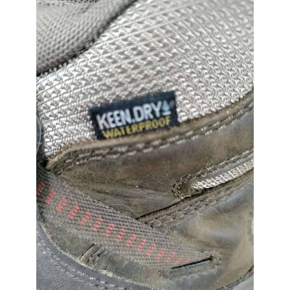 KEEN Circadia Mid WP Men's Hiking Boots Size 9 Dark Olive Clay Waterproof